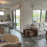 Le Virage Du Circuit - Hébergement de vacances Mulsanne