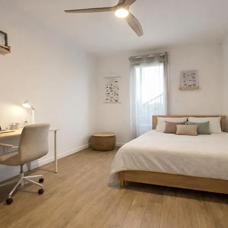 Hébergement de vacances Le Virage Du Circuit - *